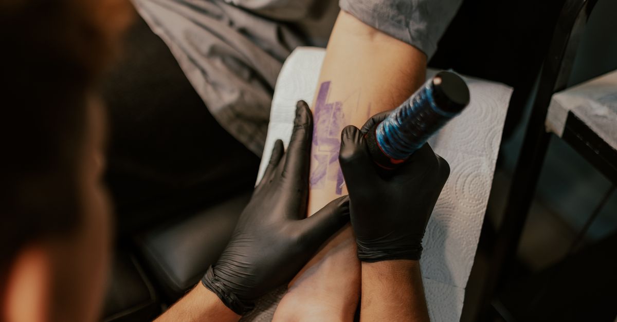 Importance of Regular Moisturisation for Tattoo Care
